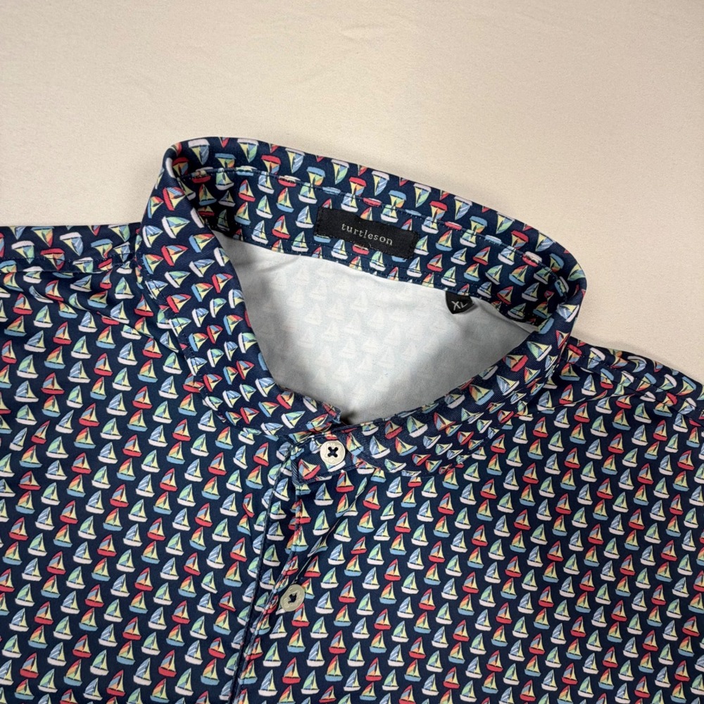 Turtleson Mens XL Navy Sailboat Print Performance Golf Polo The Houstonian 0336